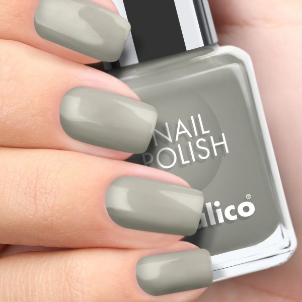 N° 412 Nail Polish "LIGHT LICHEN"